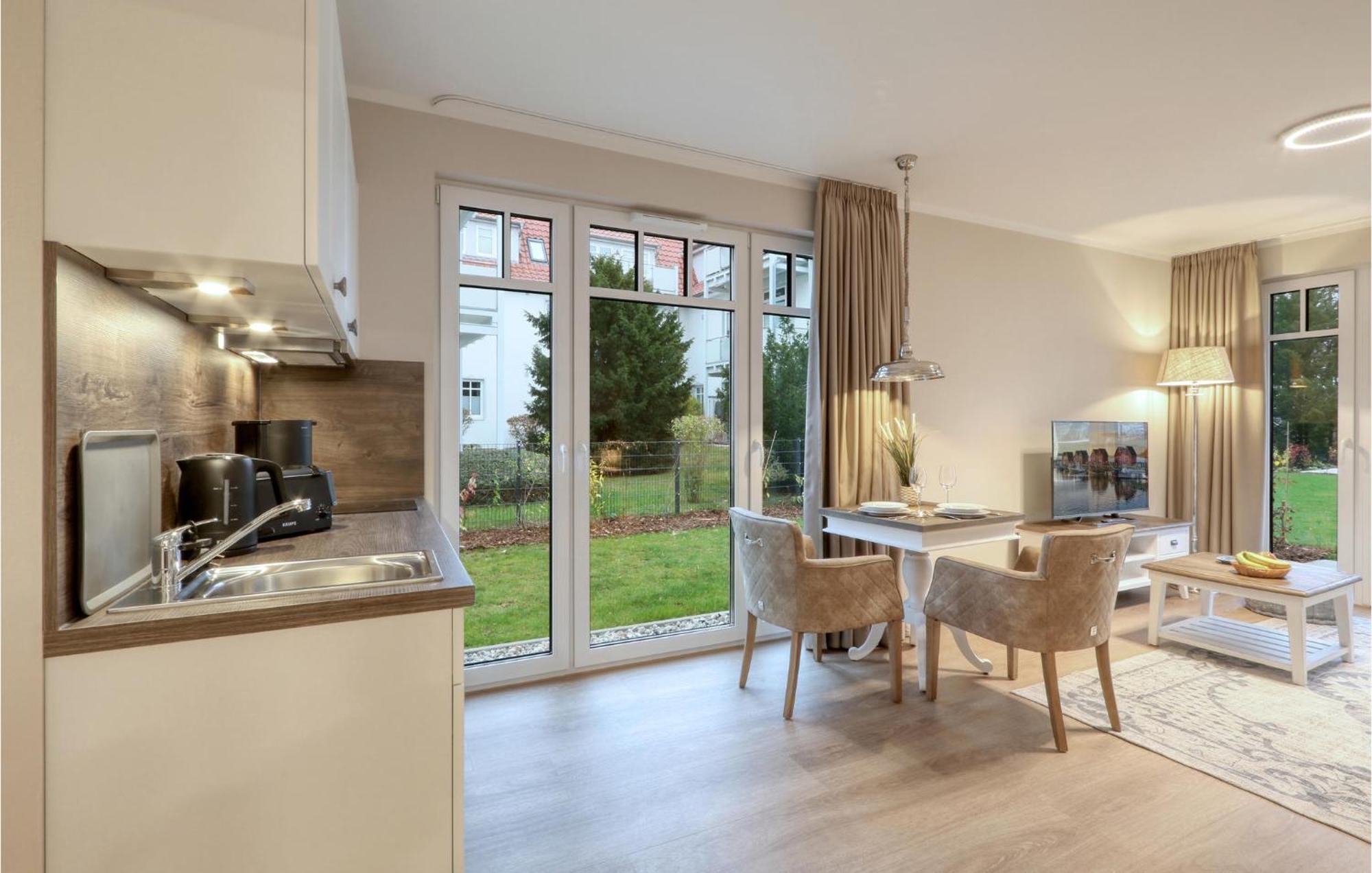Nice apartment in Ostseebad Boltenhagen with 1 Bedrooms, Sauna&WiFi Buitenkant foto