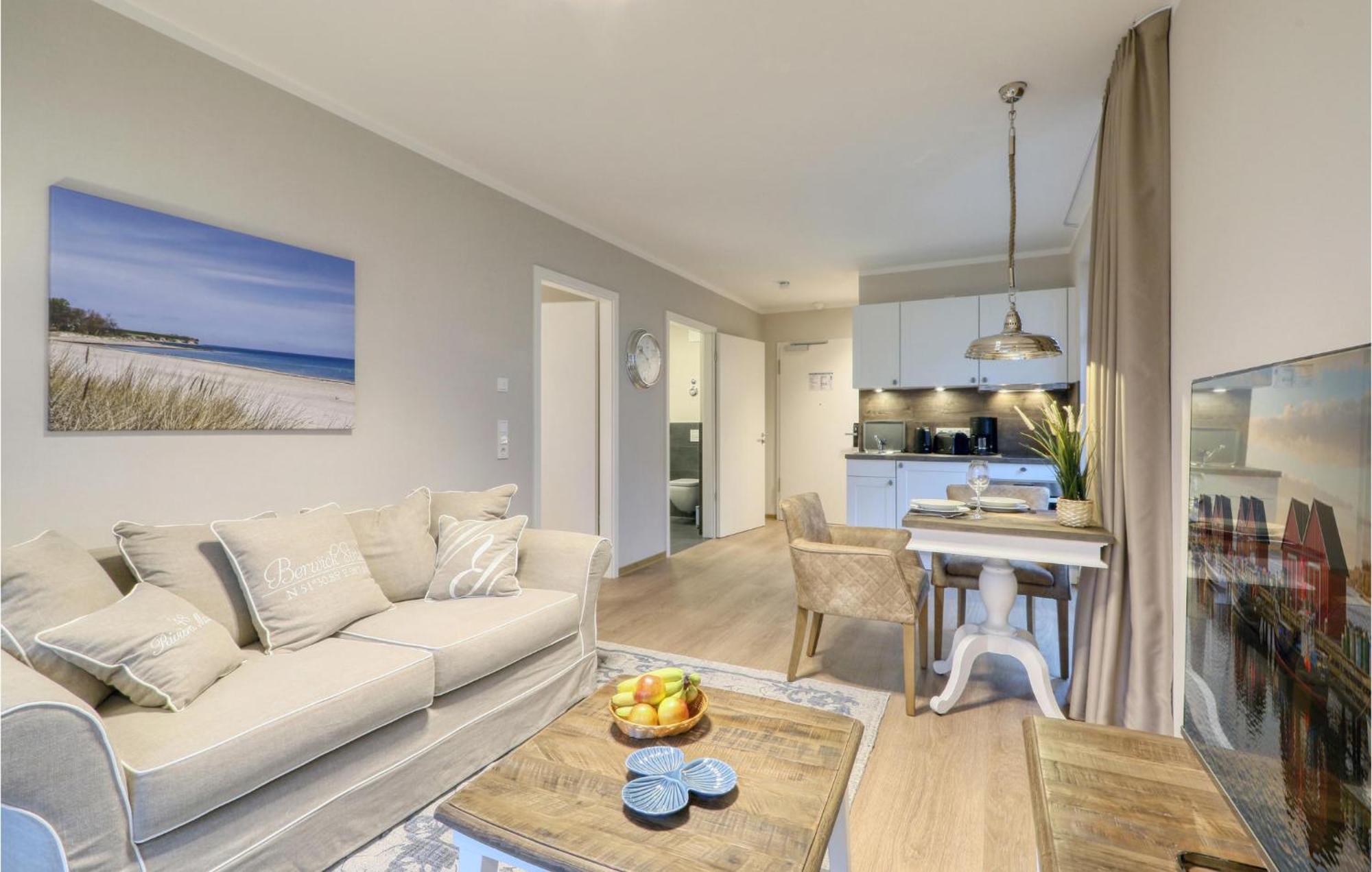 Nice apartment in Ostseebad Boltenhagen with 1 Bedrooms, Sauna&WiFi Buitenkant foto