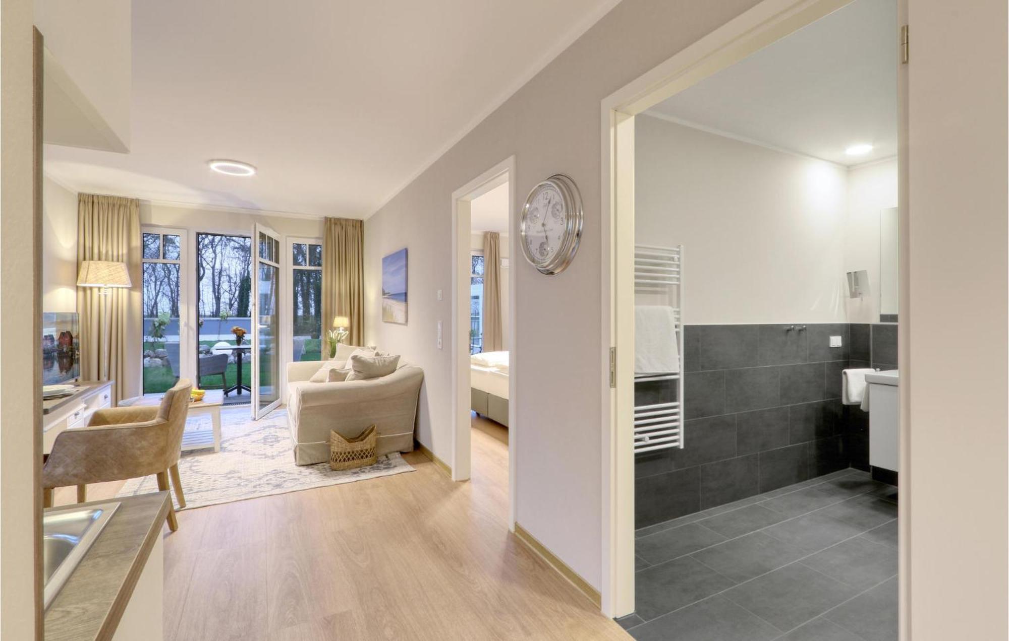 Nice apartment in Ostseebad Boltenhagen with 1 Bedrooms, Sauna&WiFi Buitenkant foto