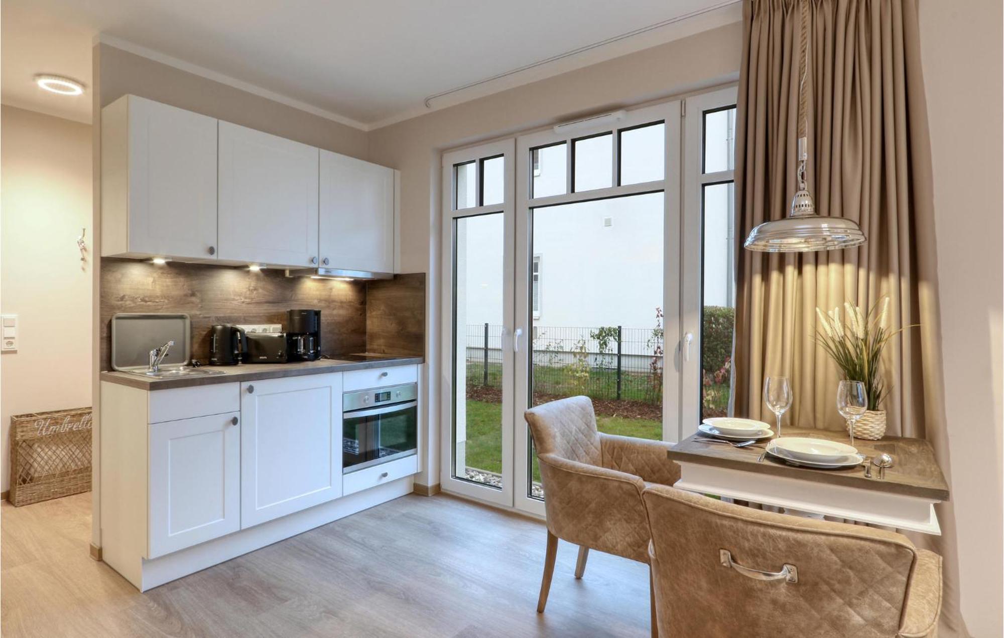 Nice apartment in Ostseebad Boltenhagen with 1 Bedrooms, Sauna&WiFi Buitenkant foto